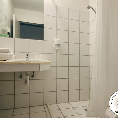 Aero - Adults Only 3*